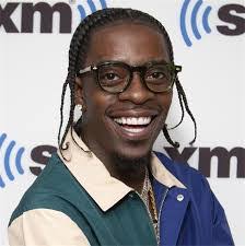 Whitney Lunsford's Instagram, Twitter & Facebook