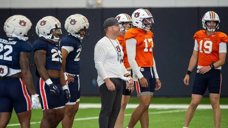 Auburn Football Cracks Top 25 In Early ESPN Rankings - Yahoo Sports