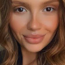 Sadie Pyle's Instagram, Twitter & Facebook