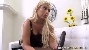 Bridgette B didnt hesitate much about being fucked - XNXX.COM