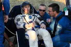 Pour en savoir plus, voici une compréhension orale niveau a2! Thomas Pesquet Revivez Le Retour Sur Terre Du Francais En Images