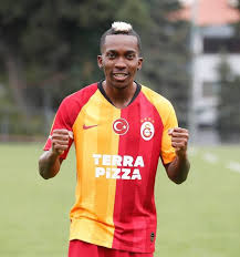 Hatayspor maçının kahramanı altay bayındır, zorlu galatasaray derbisinde. Galatasarayli Henry Onyekuru Olumden Dondu Internet Haber
