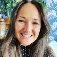 20+ "Lara Dixon" profiles