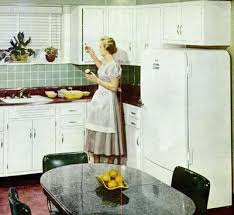 12 Spiffy 1950s Kitchen Ideas For The Ultimate Retro Inspiration Vintage Kitchen Cabinets 1950s Vintage Kitchen Cabinets Retro Kitchen