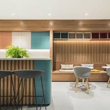 Woodsbagot S Officedesign For Dentsu Aegis Network Beijing Promotes Sustainability And Connectivity By Incorporating Plateau Bureau Bureau Et Design