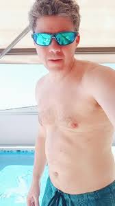 Andrés domenech (@andrespararrayos)