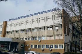 Sute de angajaţi ai spitalului judeţean brăila au reluat protestul. Prefectul JudeÅ£ului BrÄƒila Spitalul JudeÅ£ean Este Plin Medicii Sunt EpuizaÅ£i Oamenii ReclamÄƒ Timpul Mare De Asteptare 29 07 2020 Bursa Ro