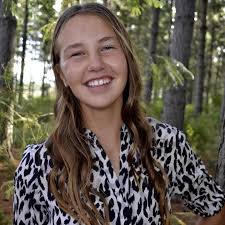 ONS STEL BEKEND... MEJ. JUNIOR LANGENHOVEN FINALISTE 2024 Abigail Louw  Emma-Lee Lombaard Liechen Fouché Lumari van Niekerk Melieke Lamprecht  Melissa Smit Mia Labuschagne Ruché Strydom