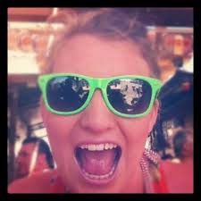 Emily Farmer (@EmFarmz)