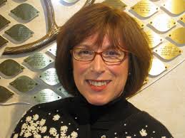 SHOMREI TORAH INSTALLS NEW OFFICERS/TRUSTEES