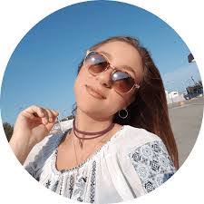 Autumn Greenman's Instagram, Twitter & Facebook