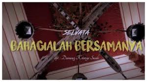 Untuk melihat detail lagu hatiku luka lagi klik salah satu judul yang cocok, kemudian untuk link download hatiku luka lagi ada di halaman berikutnya. Chord Dan Lirik Lagu Bahagialah Bersamanya Selvata Dari Kunci C Semua Yang Telah Ku Ungkapkan Tribunnews Com Mobile