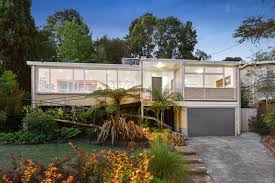 4 Wendy Court Heathmont Vic 3135 Image 0 Australian Homes House Styles Architecture Design