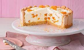 Für den rand 15 biskuits zur seite legen und halbieren. Philadelphia Torte Mit Mandarinen Und Loffelbiskuits Einfach Nur Lecker