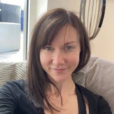 Danielle Morrell's Instagram, Twitter & Facebook