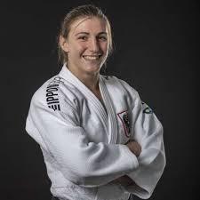 Jun 10, 2021 · completano il podio il bronzo dello svedese marcus nyman et l'ungherese krisztian toth, acclamato dal pubblico di casa, e quello dell'olandese sanne van dijke e dell'austriaca michaela polleres. Michaela Polleres Home Facebook