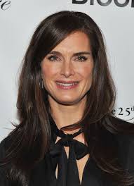 Brooke Shields Long Side Part Older Women Hairstyles Long Hair Styles Womens Hairstyles
