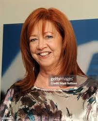 Robin Layton's Instagram, Twitter & Facebook