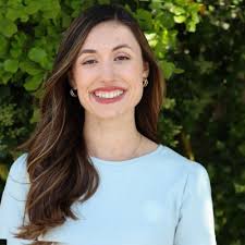 What a special moment this always is....Thrilled for having the honor and  privilege to hood Dr. Amanda Daulagala earlier today, during our MUSC  College of Graduate Studies ceremony. Congratulations…