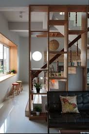 Satu digunakan untuk menyambut tamu yang datang ke rumah, dan satu ruangan lagi tempat berkumpul dan bercengkrama bersama anggota keluarga. 50 Desain Partisi Ruang Tamu Dan Ruang Keluarga Minimalis Yang Cantik Desainrumahnya Com Desain Partisi Ruang Tamu Desain Interior Interior