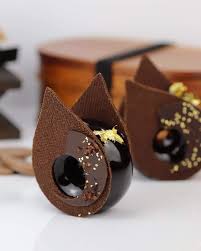 Pin By Julio Crespo Lara On Dessert Fancy Desserts Gourmet Desserts Chocolate Candy Recipes