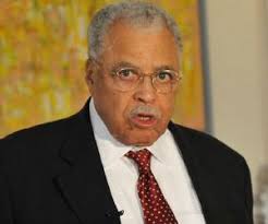 The couple had a son. Robert Earl Jones Biography Facts Childhood Family Life Achievements