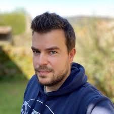 Alberto Leiva (@albertelp_)