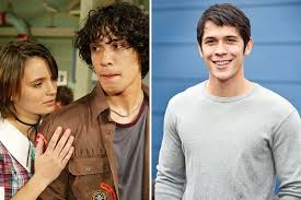 His chest size is 39 in, arms size is 13 in and waist size is 32 in. Home And Away And Neighbours Stars Who Have Been On Both New Idea Magazine