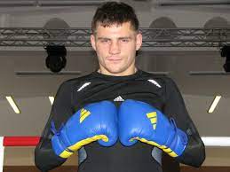Звездный украинский боксер стал участником перестрелки. Denis Berinchik Allboxing Ru Vse Novosti Boksa Mma Mma Ufc Yufs Bellator Aca Boi Bez Pravil Video I Foto Pryamye Translyacii