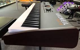 In this case your lower notes will require a heavier touch to be played and higher notes exhibit a lighter. Kurzweil Pc3k8 88 Key Production Station Keyboard With Ata Case
