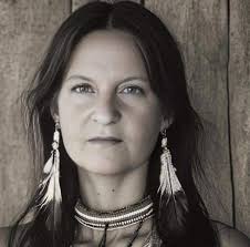 Eric Roberts is shedding light