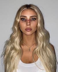 Jamie Stone's Instagram, Twitter & Facebook