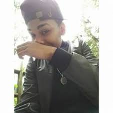 Stream Michael Vera music