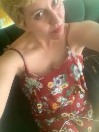 Introduction of a single mother in Las Vegas