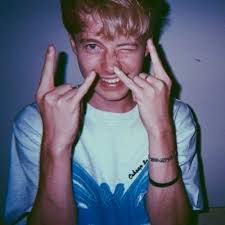 Jessica Fletcher Willis (@jessicajcat90)