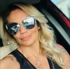 Dena Fields's Instagram, Twitter & Facebook