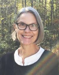 Laura Darcy's Instagram, Twitter & Facebook