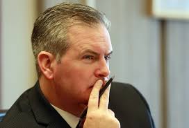 Boston salary board votes for up to 30 percent bump