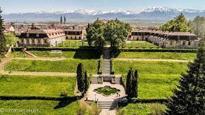 Sibiu lies 28 km to the west. Palatul Brukenthal Avrig Obiective Turistice Transfagarasan Travel