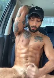 Cute Italian guy cumming in car - ThisVid.com