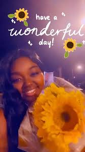 #happy #holiday #smile #sunflower #flowers #flowerchild #instagood  #instagram #instalike