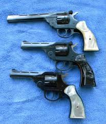 H R 999 Sportsman 22 9 Shot Top Break Hand Guns Cool Guns Guns And Ammo