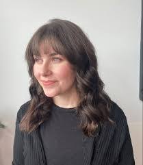 Elaina Wallace's Instagram, Twitter & Facebook