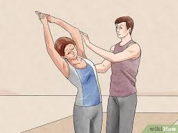 How To Do The Crescent Moon Pose In Yoga 12 Steps With Pictures