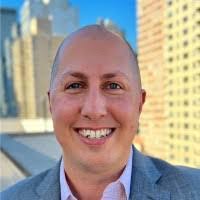 Jason Reese's Instagram, Twitter & Facebook