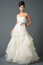 Vera Wang Wedding Dresses Fall 2011 Bridal Collection Wedding Inspirasi Wedding Dresses Vera Wang Wedding Bridal Gowns