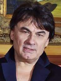 Его отец николай работал начальником автобазы. Aleksandr Serov Foto Biografiya Lichnaya Zhizn Novosti Pesni 2021 24smi