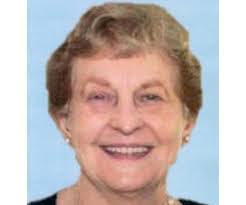 Diane Kolar's Instagram, Twitter & Facebook