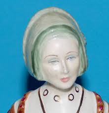 COALPORT figurine royal collection Henry Queen 'Anne of Cleves' (5174)