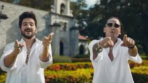 ¿cómo tocar despeinada ft camilo en la guitarra?. Ozuna Y Camilo Unen Fuerzas Con Despeinada Una Inesperada Colaboracion Rpp Noticias